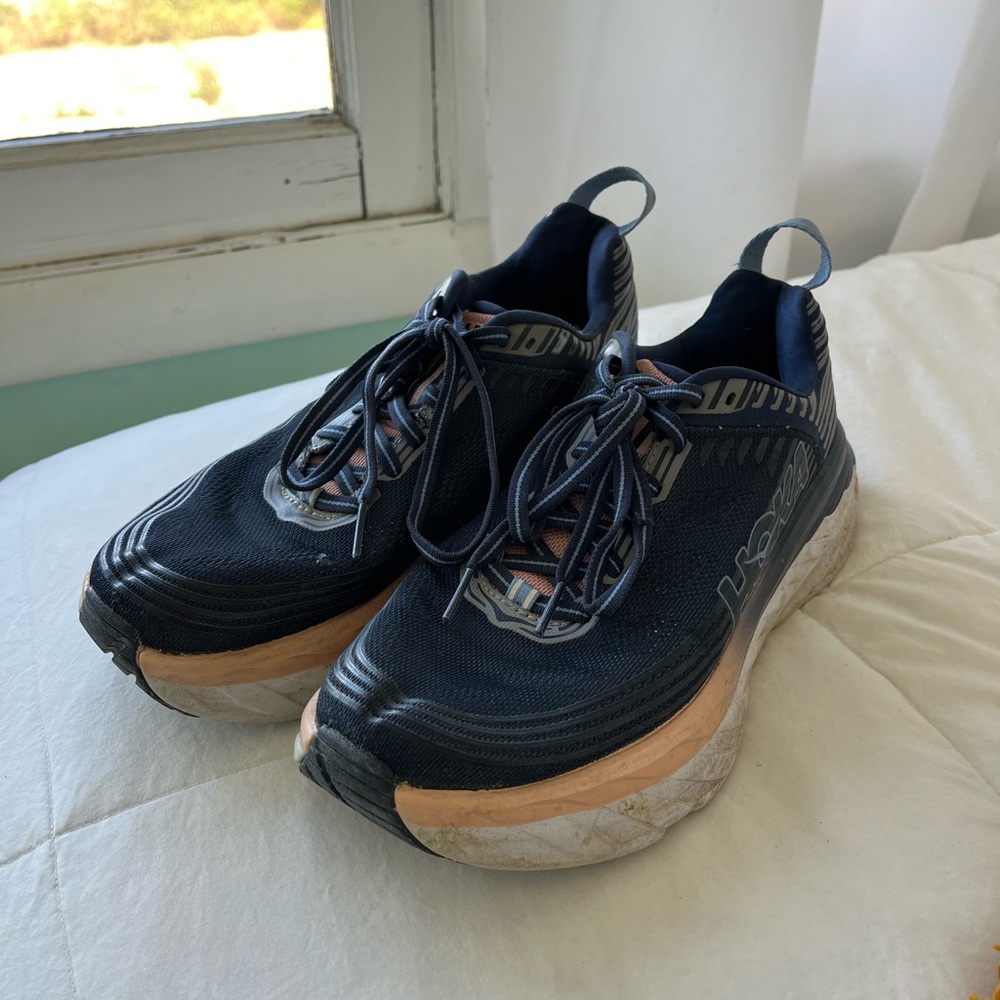 Women’s Hoka Bondi